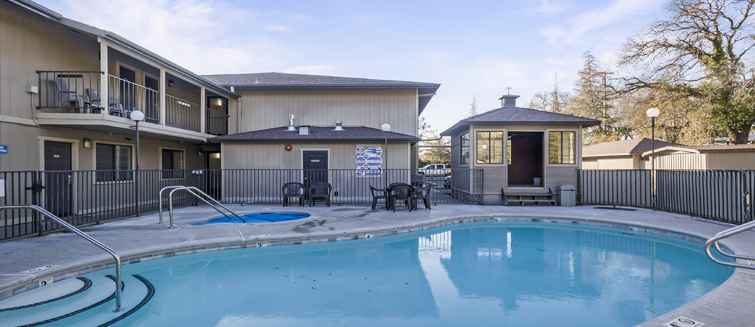 Enjoy The Comforts Of Home Relax By The Bbq Area And Pool